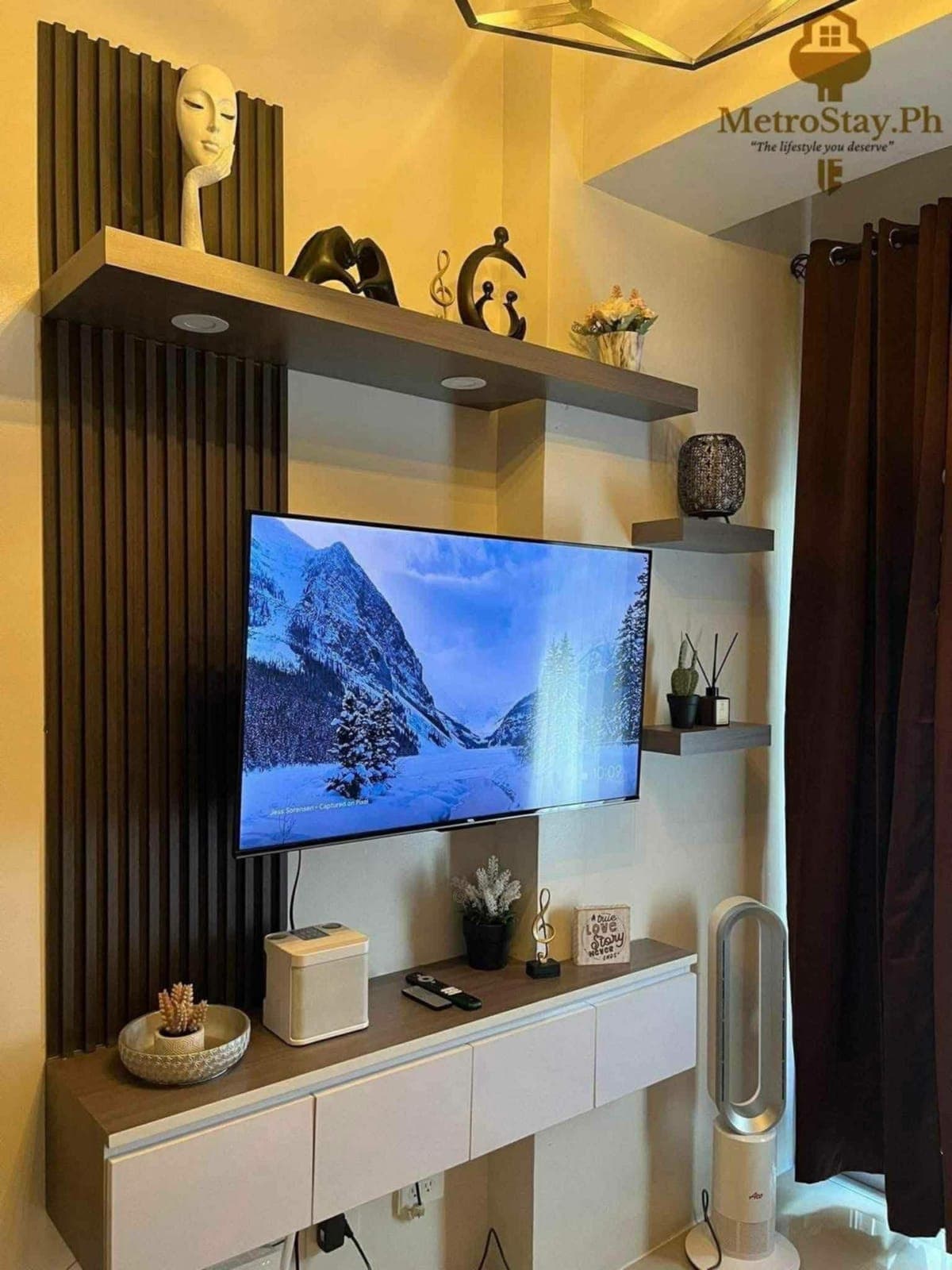 🏢 2BR w/ BALCONY CONDO UNIT FOR RENT - photo 3