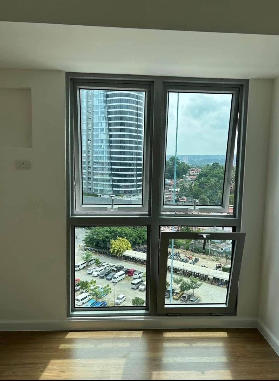 Direct Listing ‼️ - photo 4