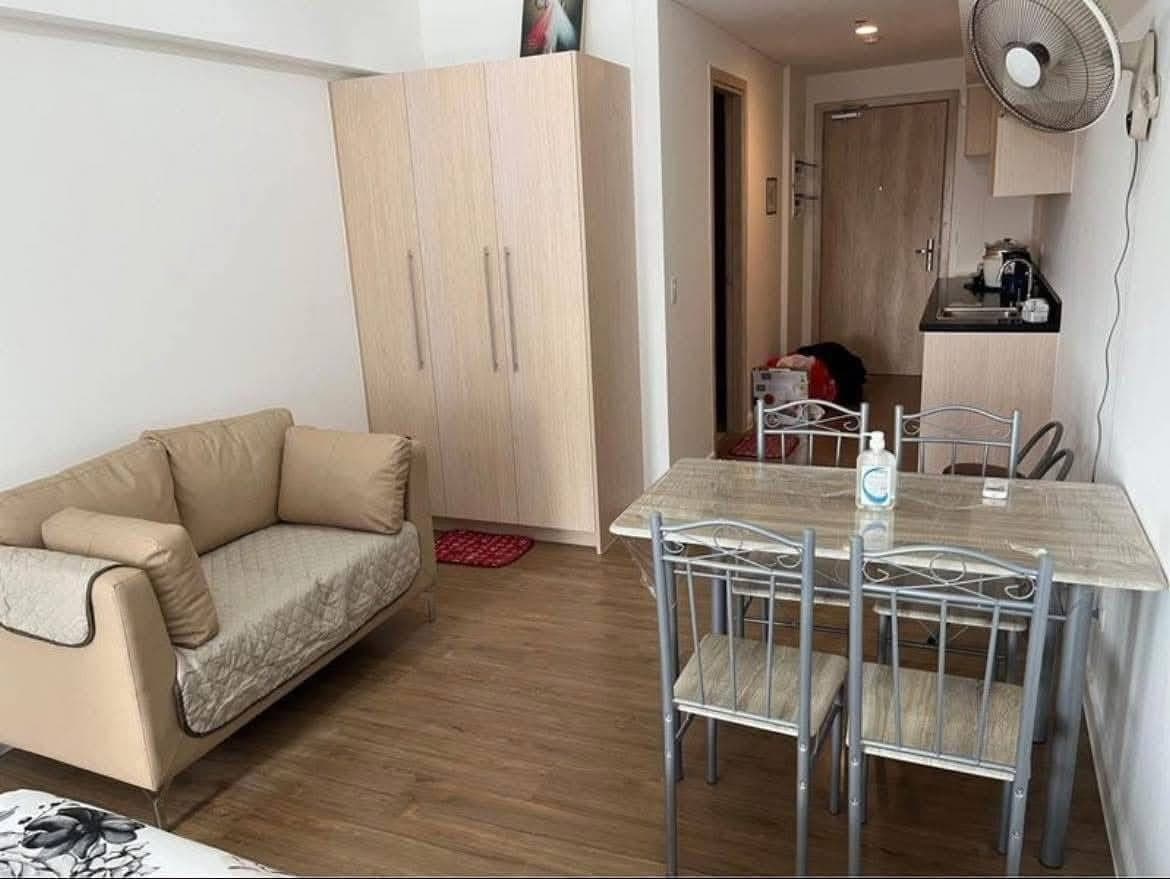 Direct Listing ‼️ - photo 7