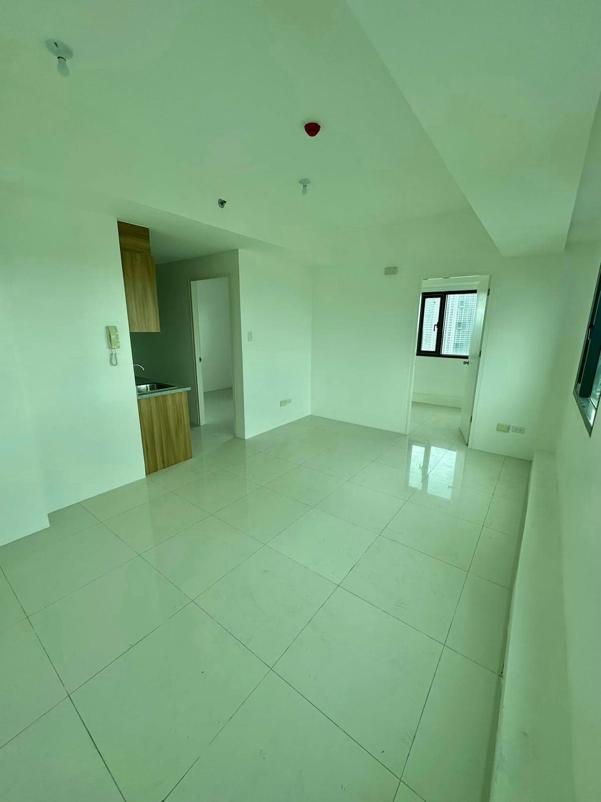 2 Bedroom FOR RENT | Elements Residences - photo 4
