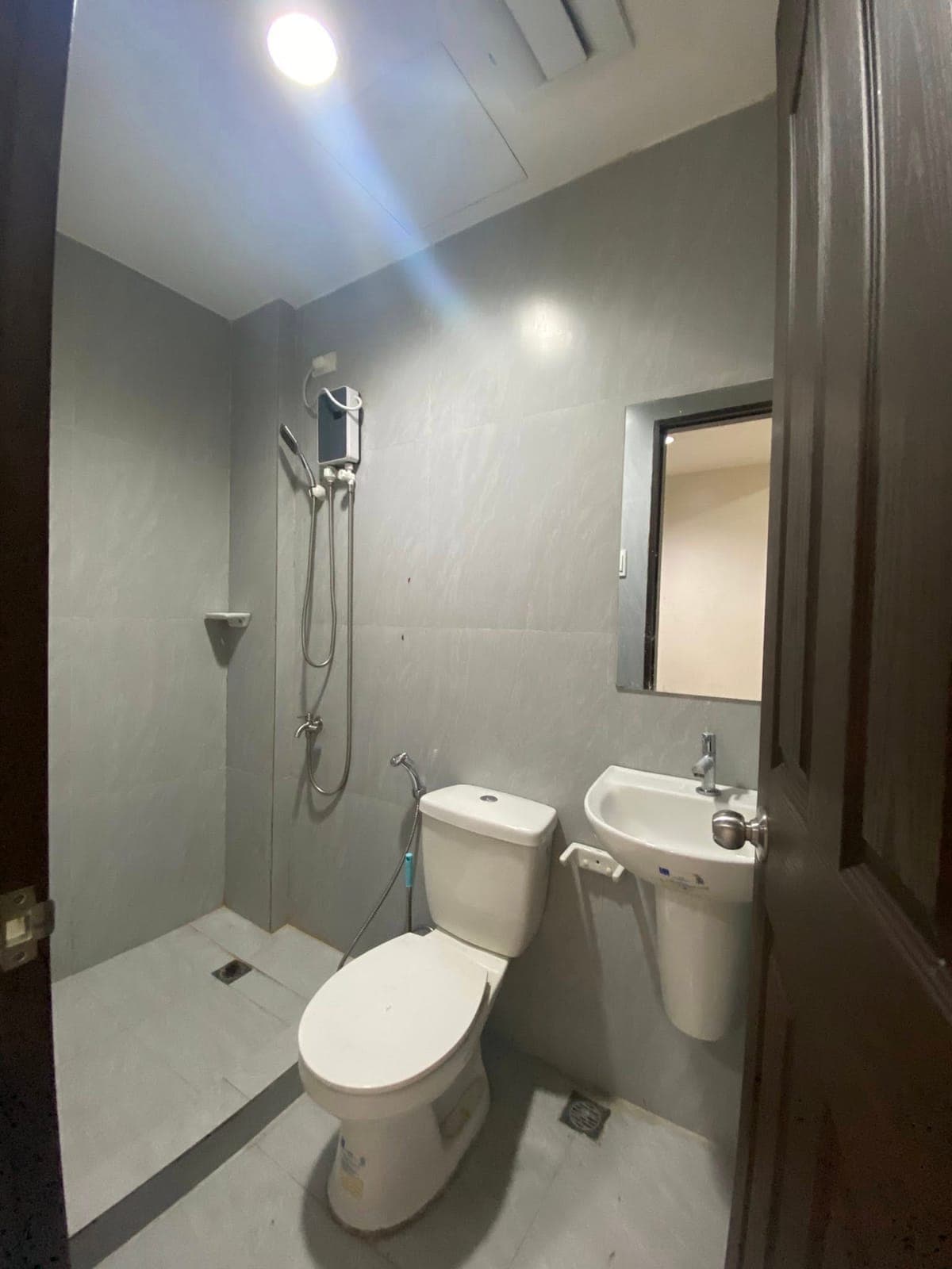 🏢 FOR RENT – AVAILABLE UNITS IN MANDALUYONG CITY - photo 15