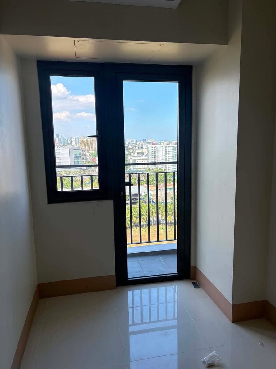✨ Condo Sharing✨ - photo 1