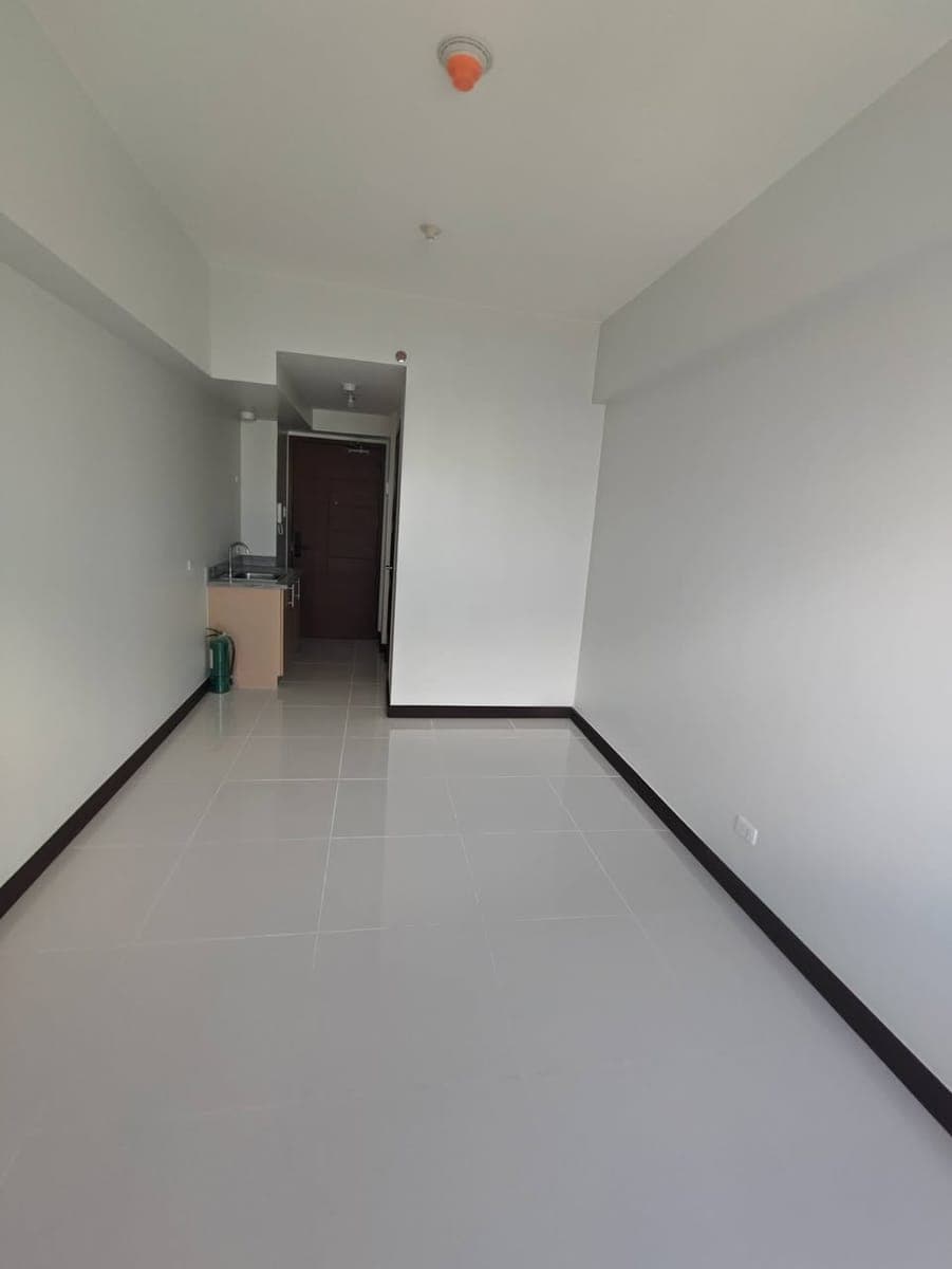 For rent condominium in Pasay studio type - photo 1