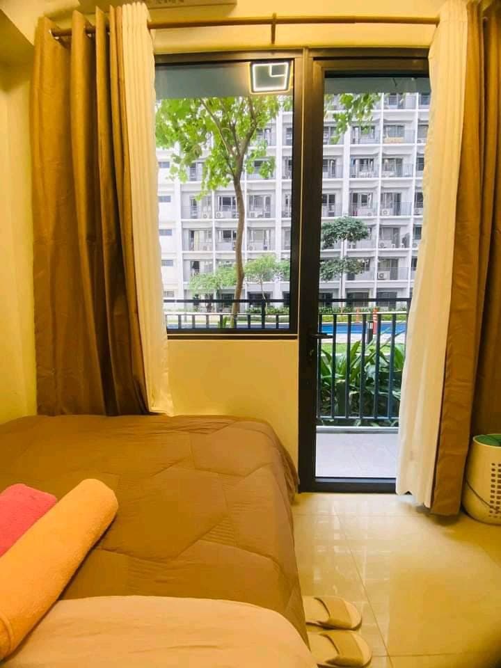 𝐅𝐎𝐑 𝐑𝐄𝐍𝐓 One Bedroom with Balcony Condo Unit at Shore 2, Residences near MOA - photo 4