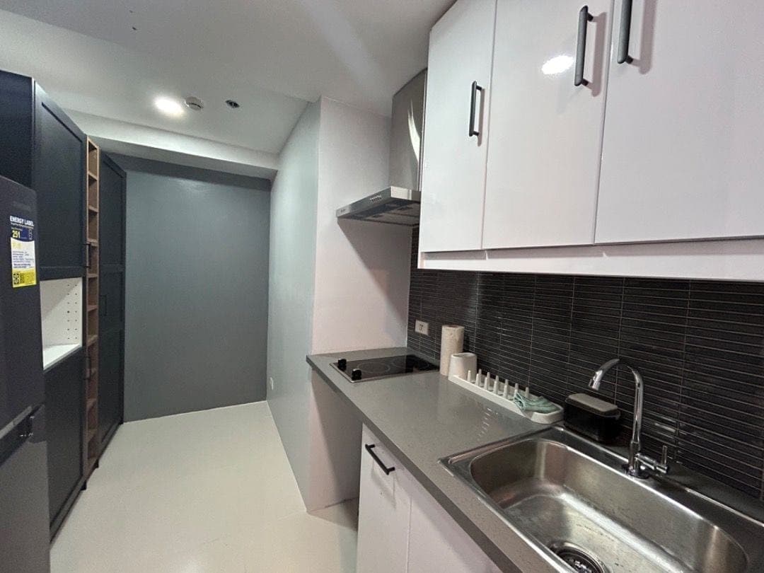 Fully Furnished 2 Bedroom Condo Unit For Rent - 6th Floor Tower 1 Avida Towers Sola - photo 8