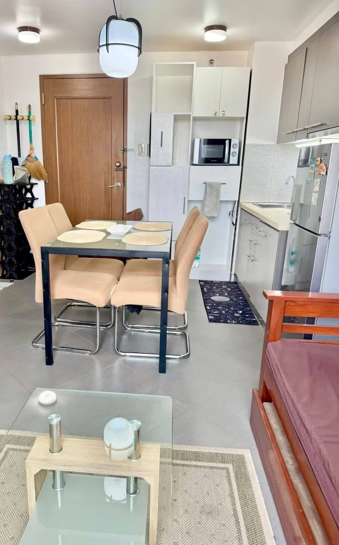 For RENT: 1 bedroom Condo near airport; near LRT2 - photo 2