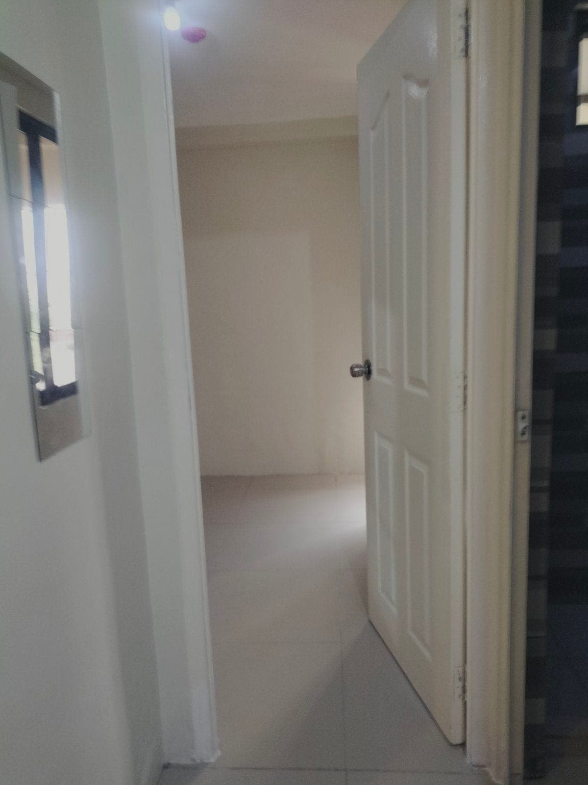 1 BEDROOM UNIT - photo 2