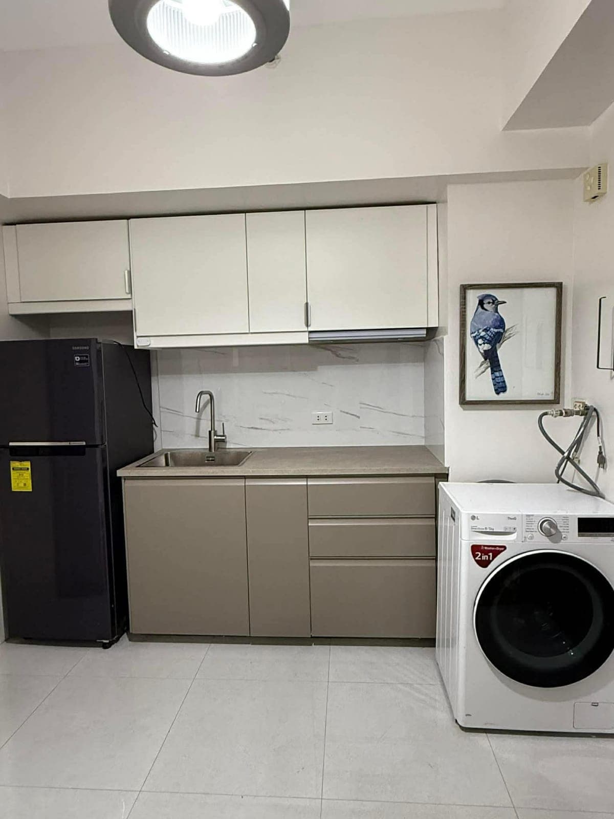 NEWLY RENOVATED 2BR Fully Furnished Corner Unit at Peninsula Garden Midtown Home Maple Tower (Paco Manila) - photo 3