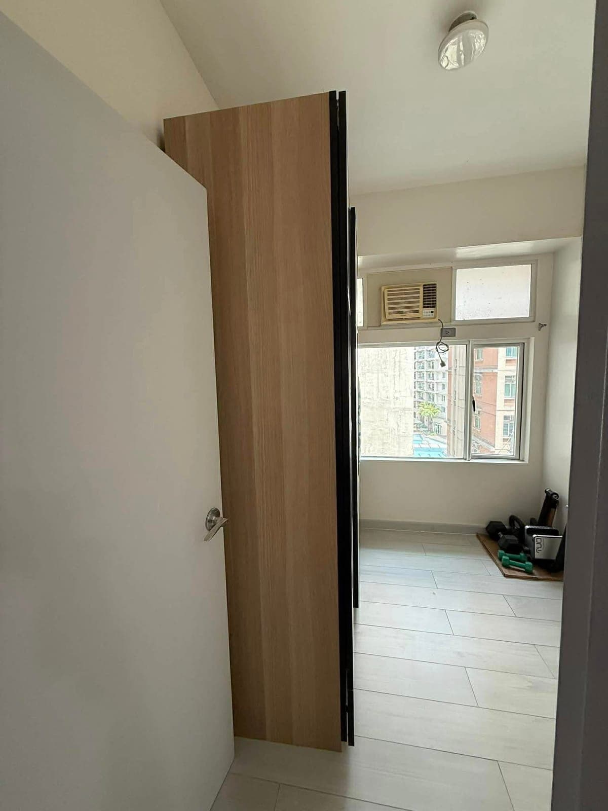 NEWLY RENOVATED 2BR Fully Furnished Corner Unit at Peninsula Garden Midtown Home Maple Tower (Paco Manila) - photo 7