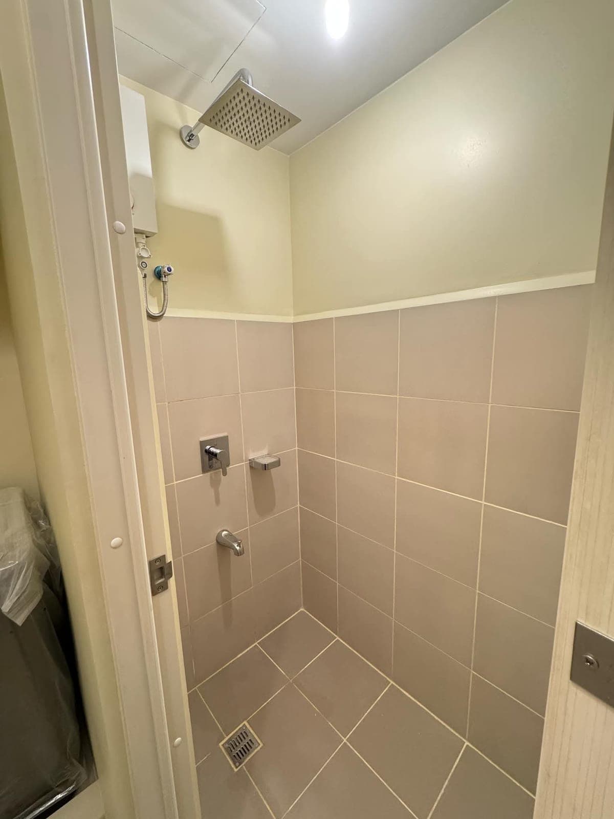 FOR RENT - 2 BR with parking at One Antonio - photo 1