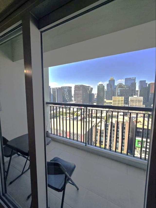 Fully Furnished 1 Bedroom Condo Unit For Rent - 22nd Floor One Maridien (The Maridien) - photo 4