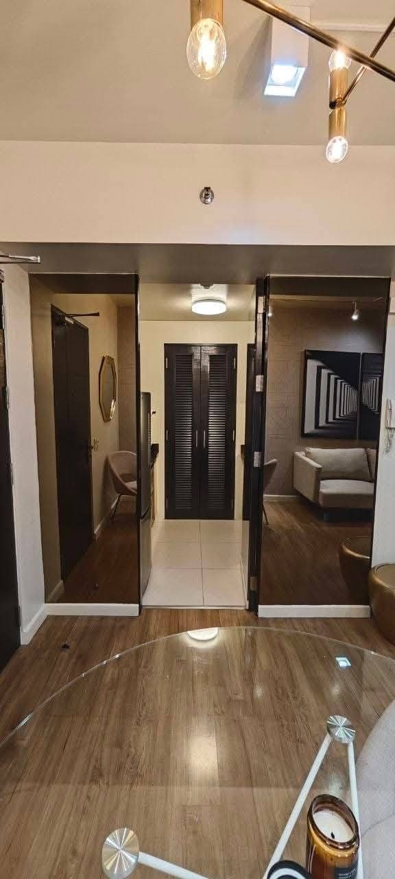 𝐅𝐎𝐑 𝐑𝐄𝐍𝐓 One Bedroom with Balcony Condo in THE MARIDIEN TOWER 1 - photo 1