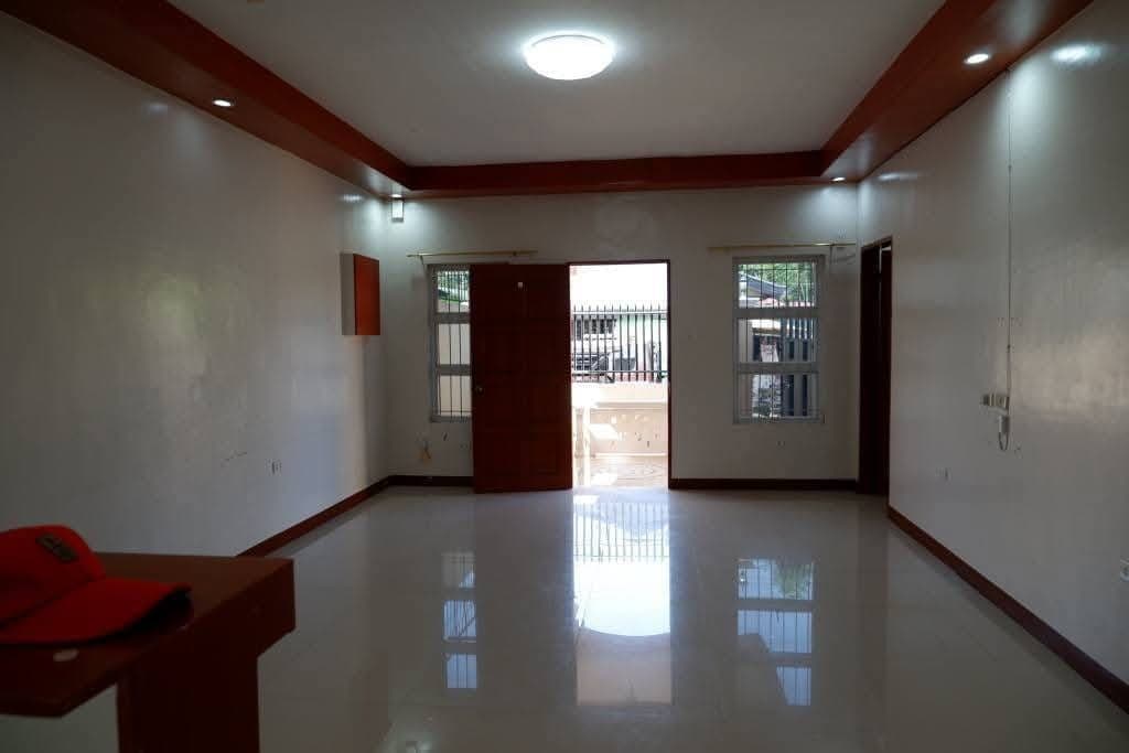 House for rent - photo 2