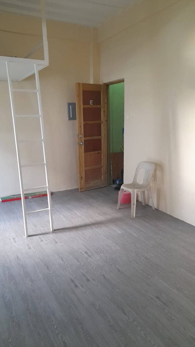 PLEASE READ BEFORE ASKING HOW MUCH!! FOR RENT Studio Type Unit 36 Square Meter Floor Area ( READY FO... - photo 4