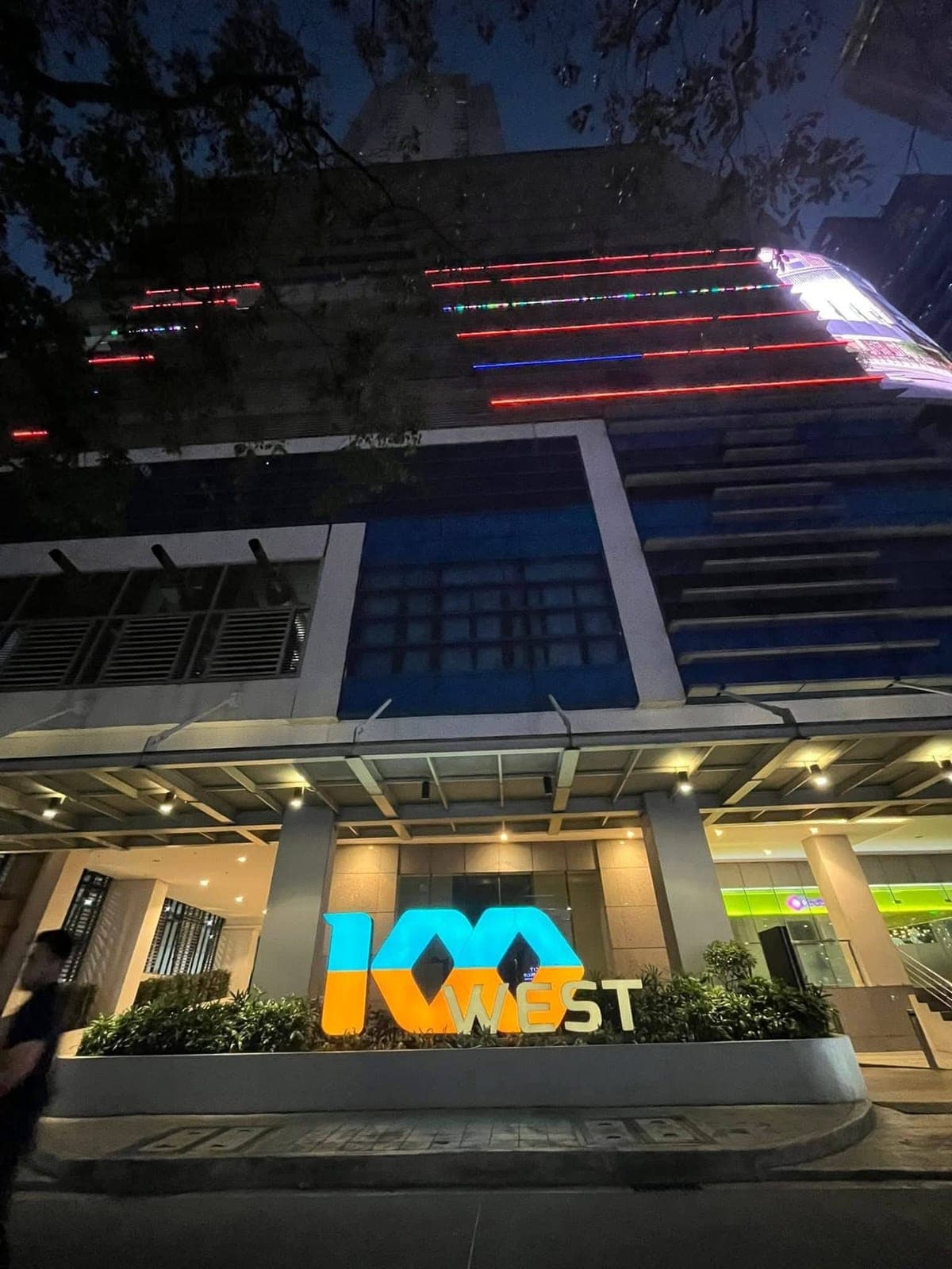 🏡 FOR RENT: 2-Bedroom Condo at 100 WEST Makati (NEWLY TURNED OVER UNIT, READY FOR MOVE-IN! 🤩🤩) - photo 8