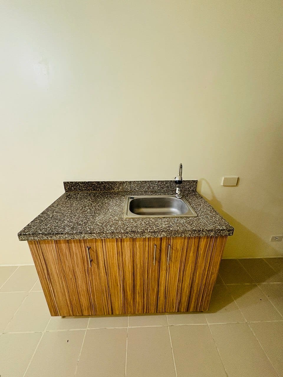 Paupahan Condo for Rent / Room - photo 2