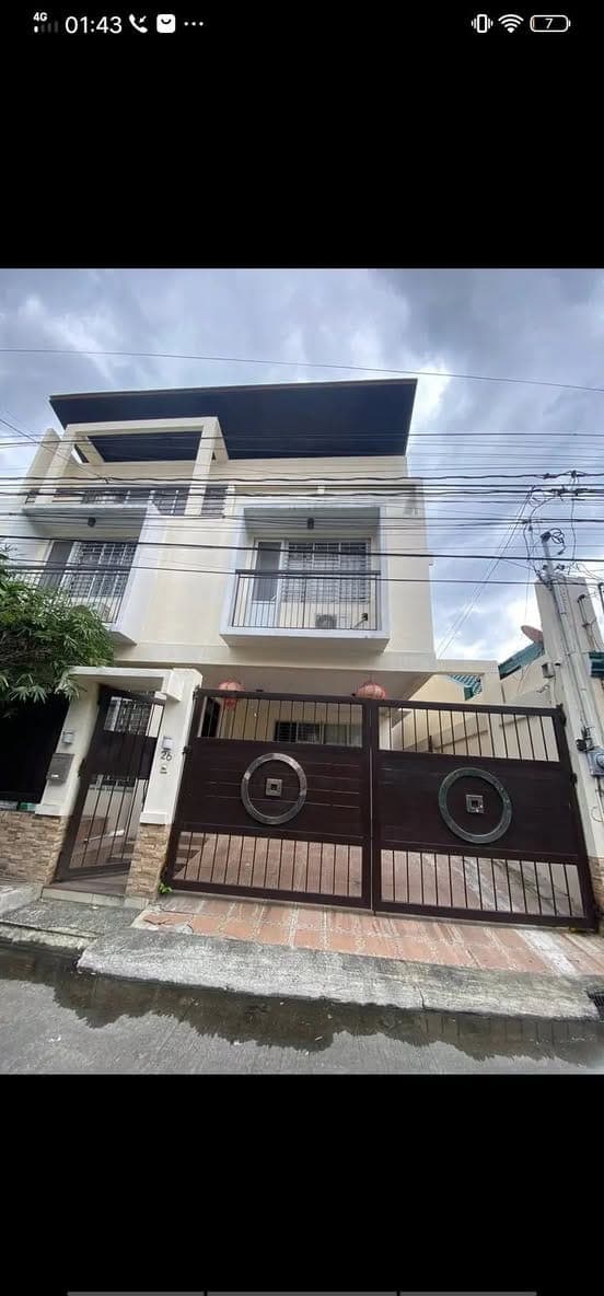 3STORY HOUSE FOR RENT - photo 1