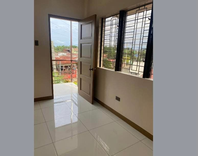 FOR RENT : - photo 1