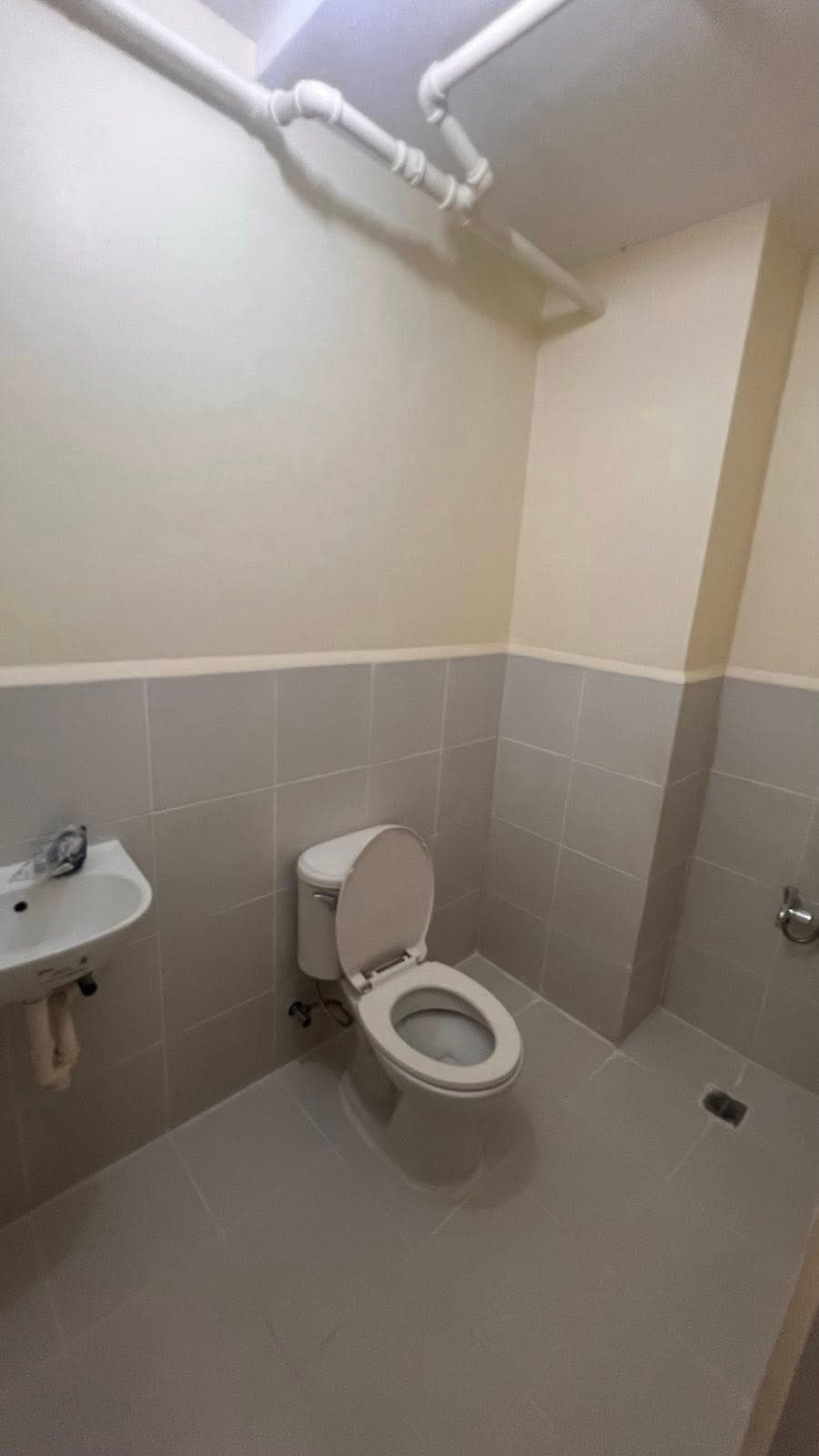 BRAND NEW 1BR Condo Unit for rent - photo 7