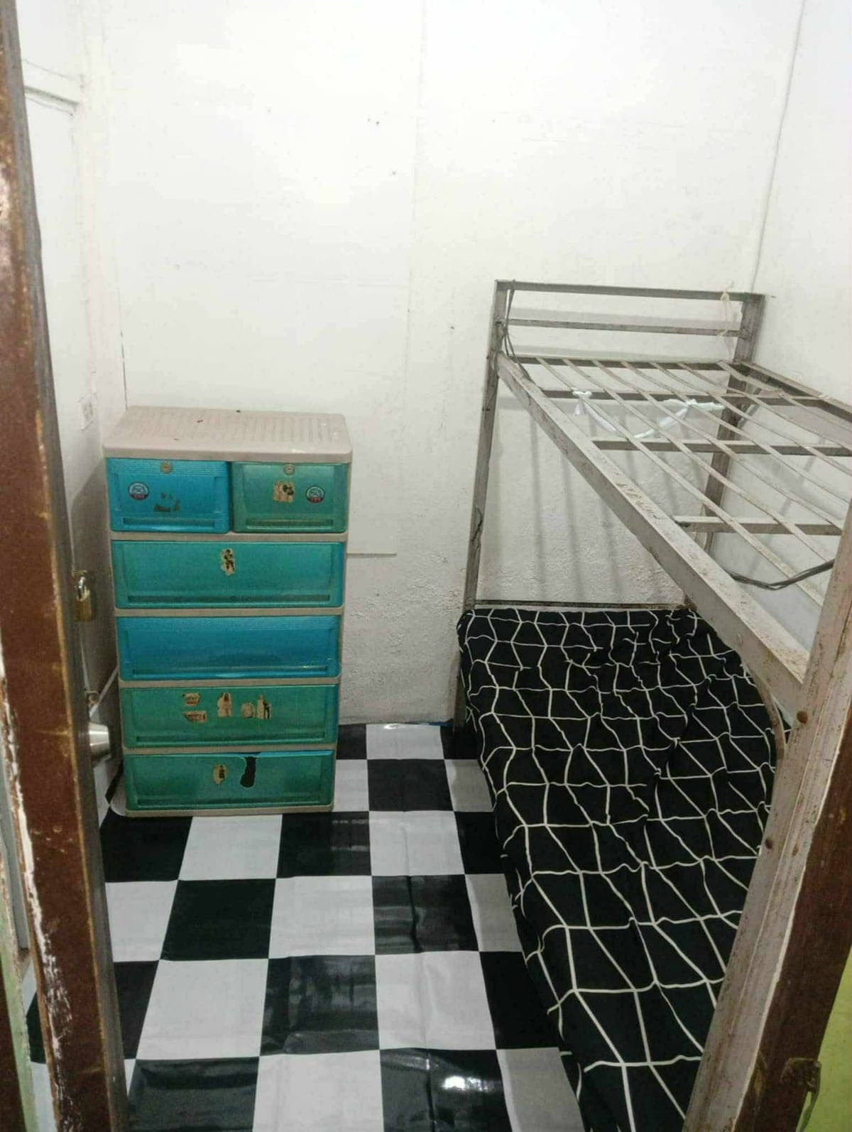 Room for Rent - photo 3