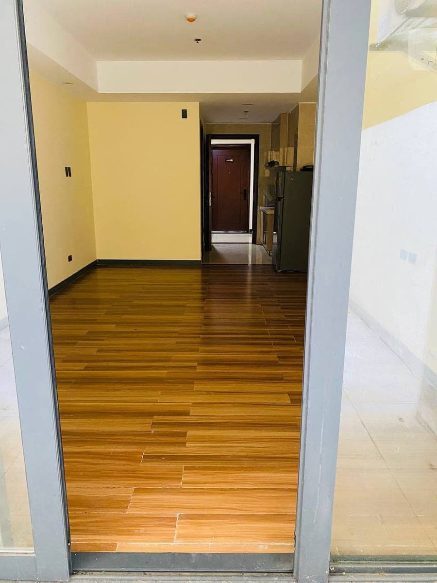 Available Studio Type with Balcony 🏡 Simple, modern, and ready to move in ✨ - photo 2
