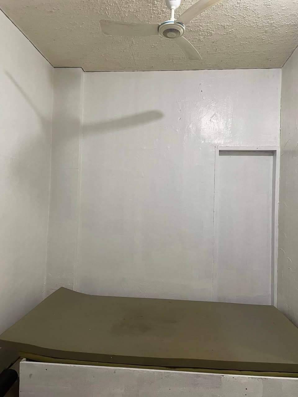 Room for Rent - photo 1