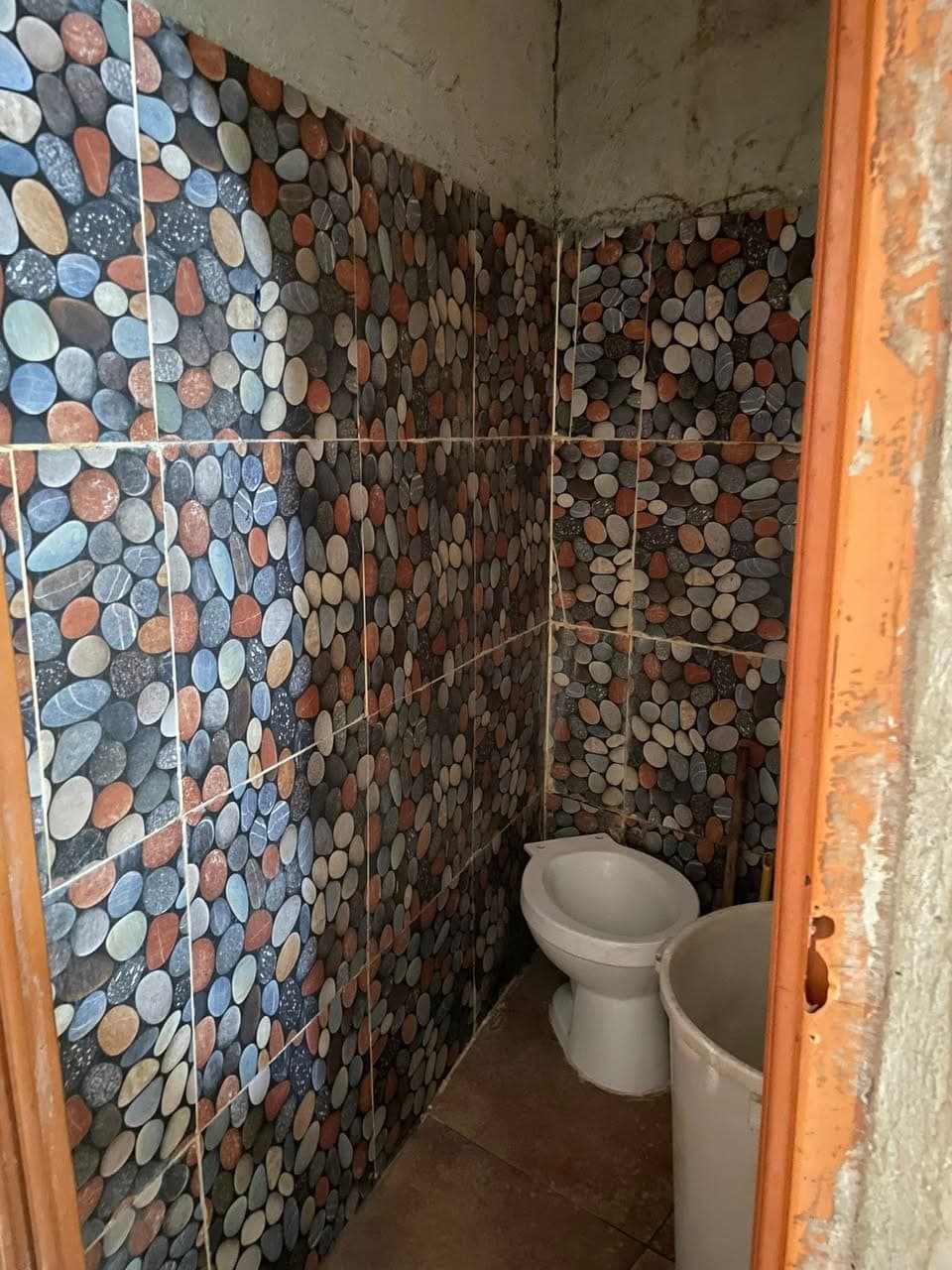 Room for Rent - photo 5