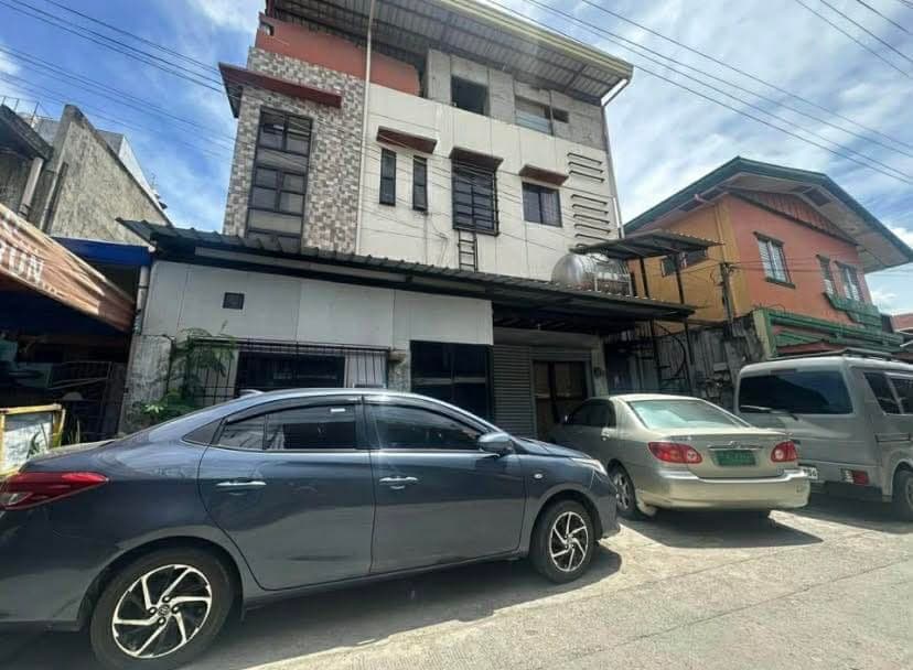 ROOM FOR RENT JACINTO NEAR ADDU/ROXAS - photo 2