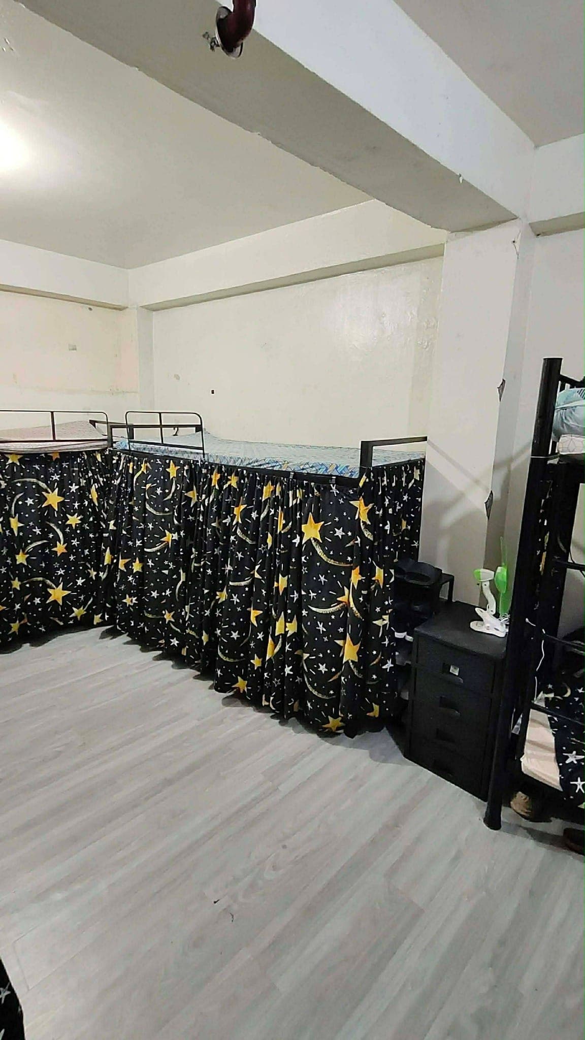 READY TO MOVE IN - photo 1