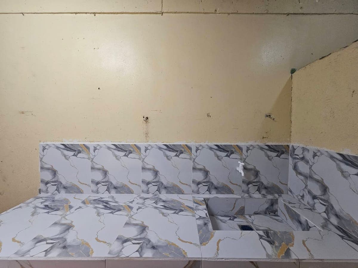 (Barracks for Rent) - photo 4