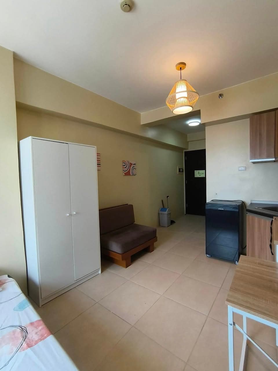 Studio Unit Fully Furnished For Rent 20k Only! - photo 3