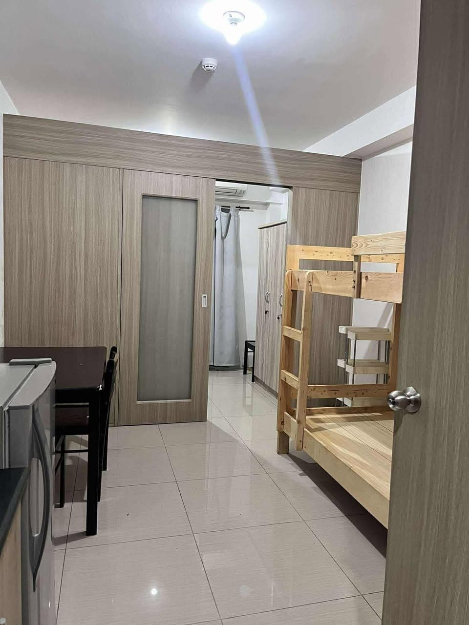 BED-SPACE (Shore Residences, Walking Distance to MOA) - photo 3