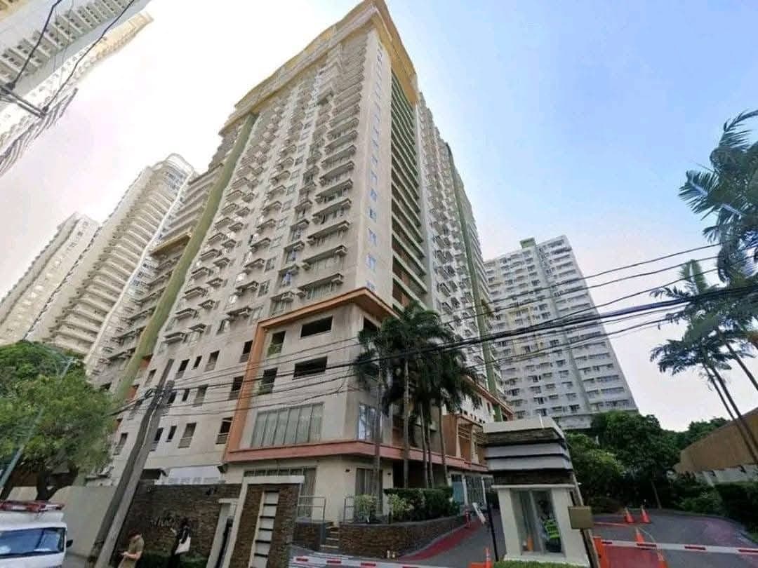 𝐅𝐎𝐑 𝐑𝐄𝐍𝐓 Studio Type Condo in AVIDA TOWER MAKATI WEST - photo 1