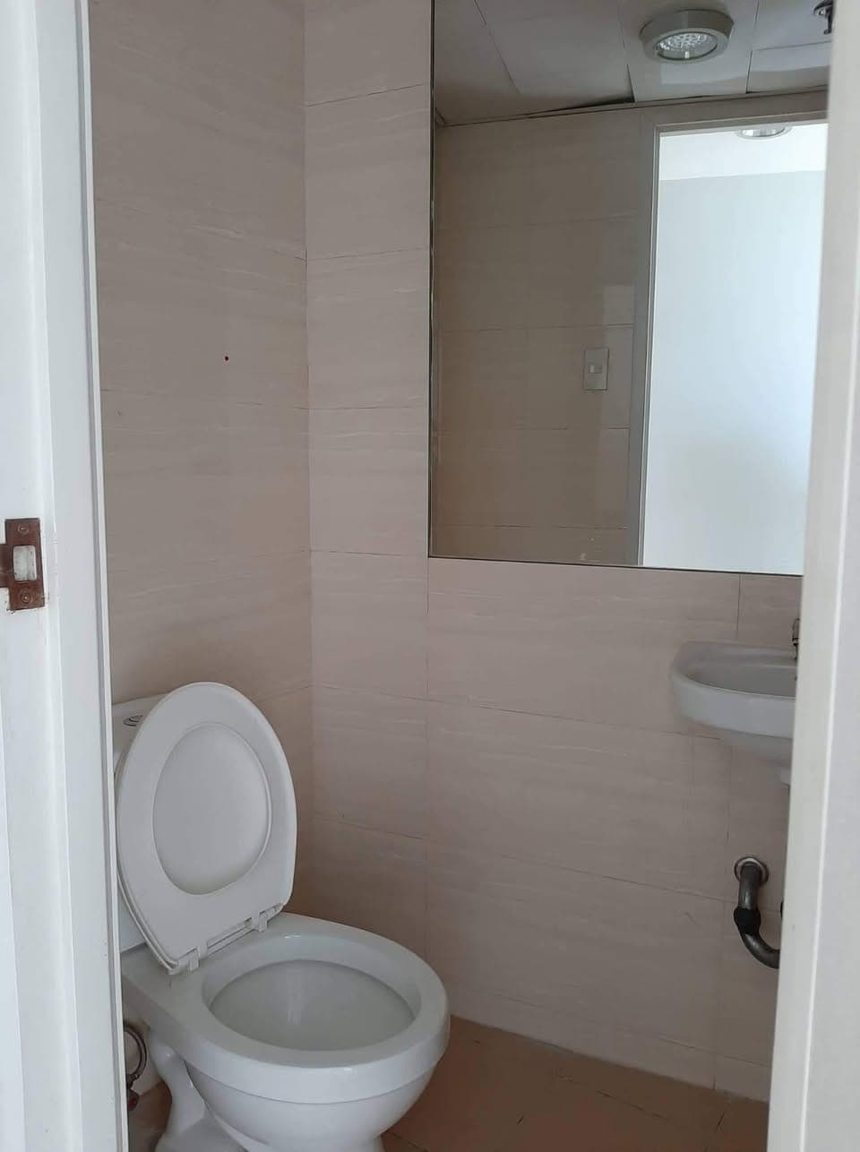 🏢 CONDO FOR RENT NEAR UST - photo 5