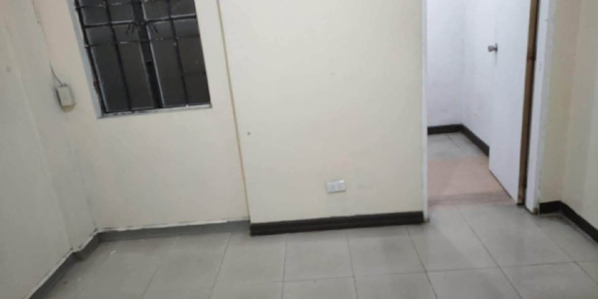 Room for Rent - photo 5