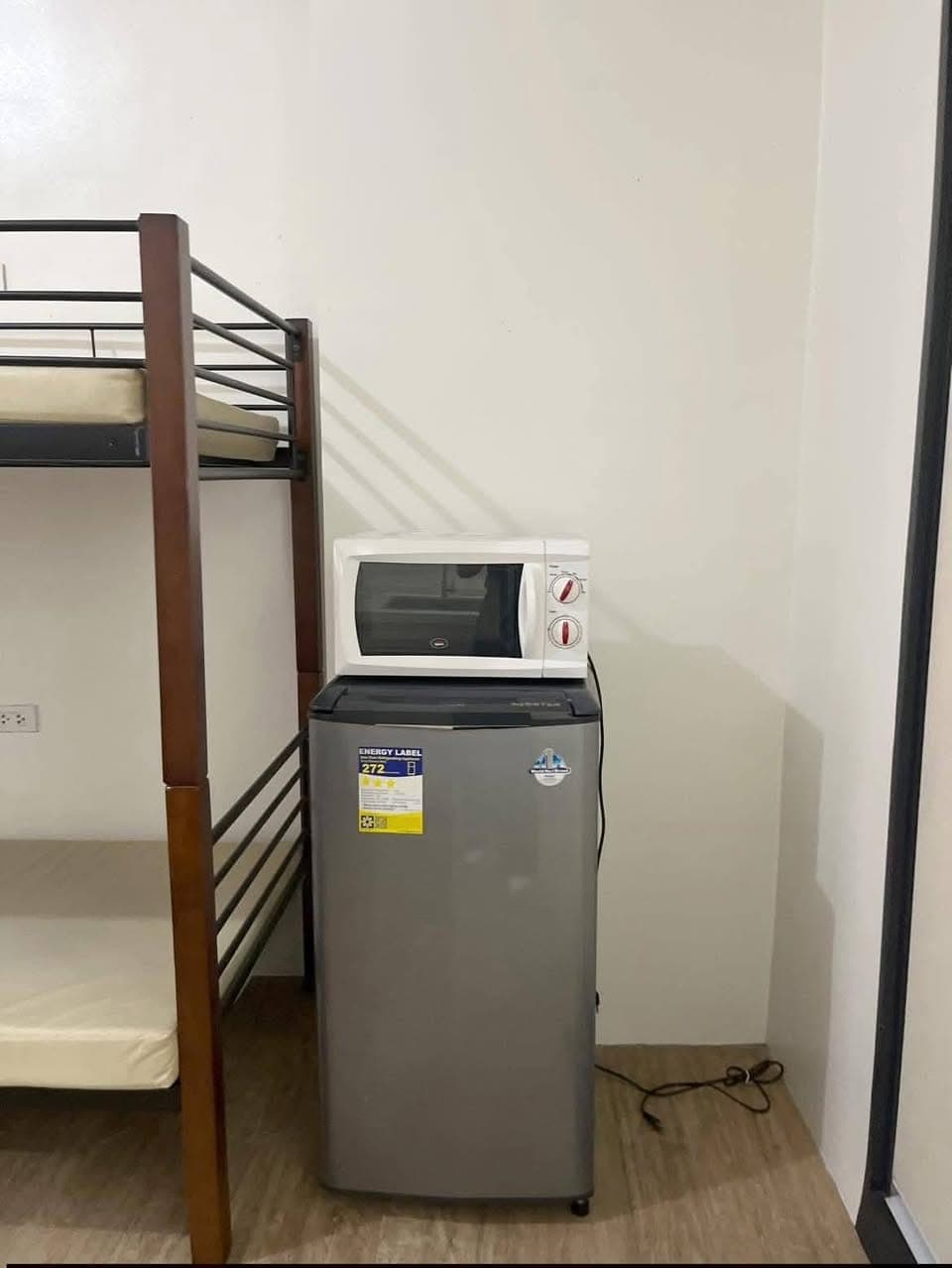 FOR LEASE: Fully Furnished Studio in Malate, Manila! - photo 4