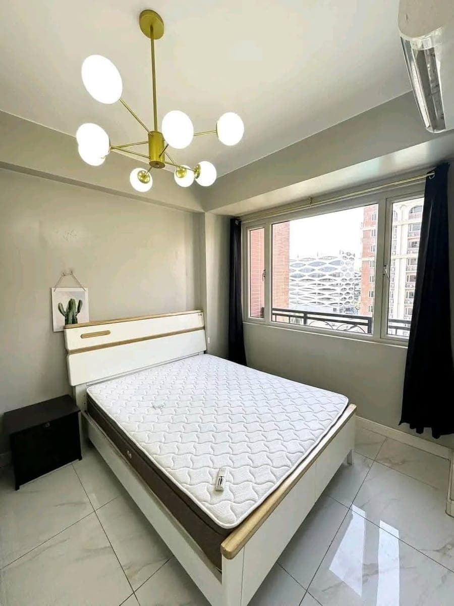 ₱40K MONTHLY‼️ | SPACIOUS 1BR UNIT WITH BALCONY IN MONARCH PARKSUITES - photo 4