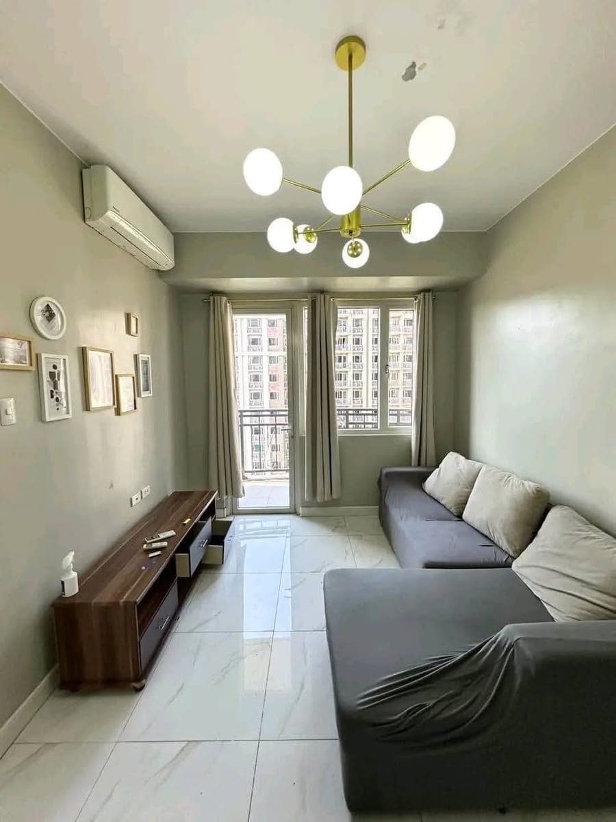 ₱40K MONTHLY‼️ | SPACIOUS 1BR UNIT WITH BALCONY IN MONARCH PARKSUITES - photo 5