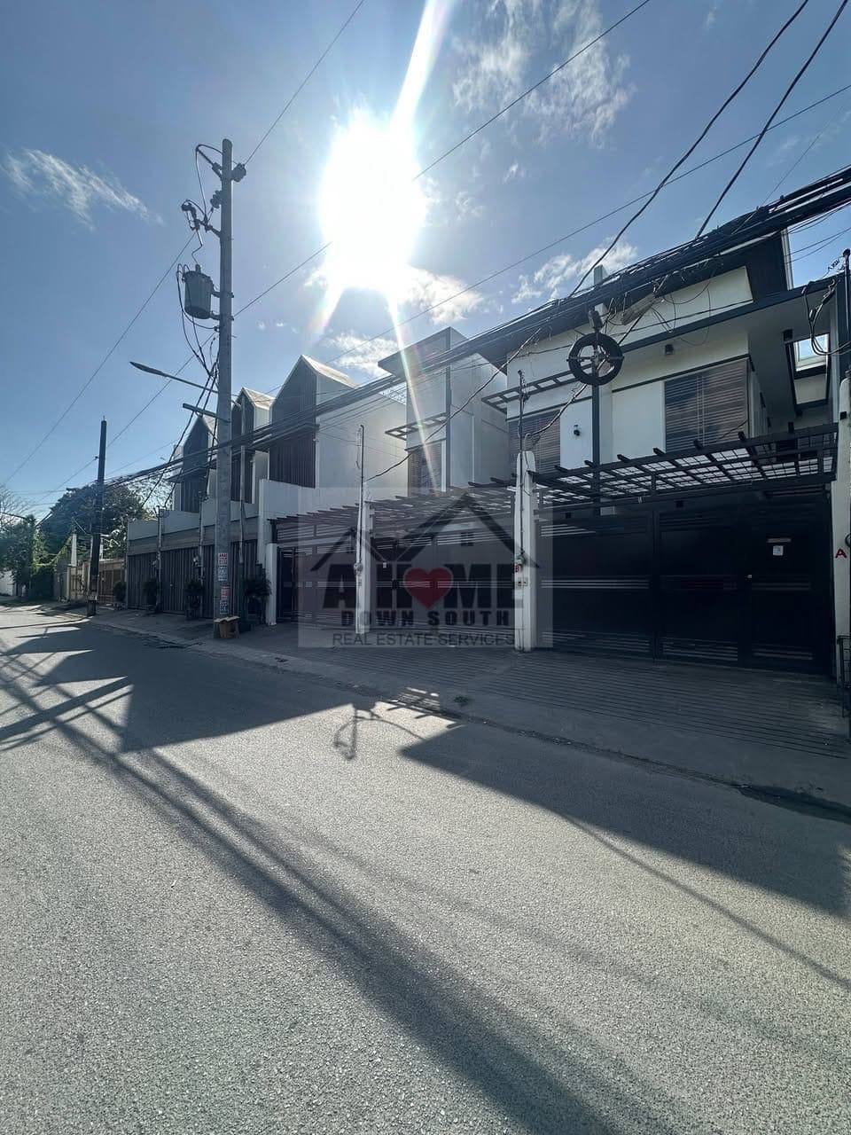 LAST UNIT AVAILABLE (middle) - photo 1