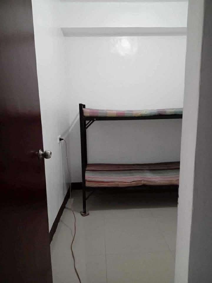 Available Room for rent! - photo 3