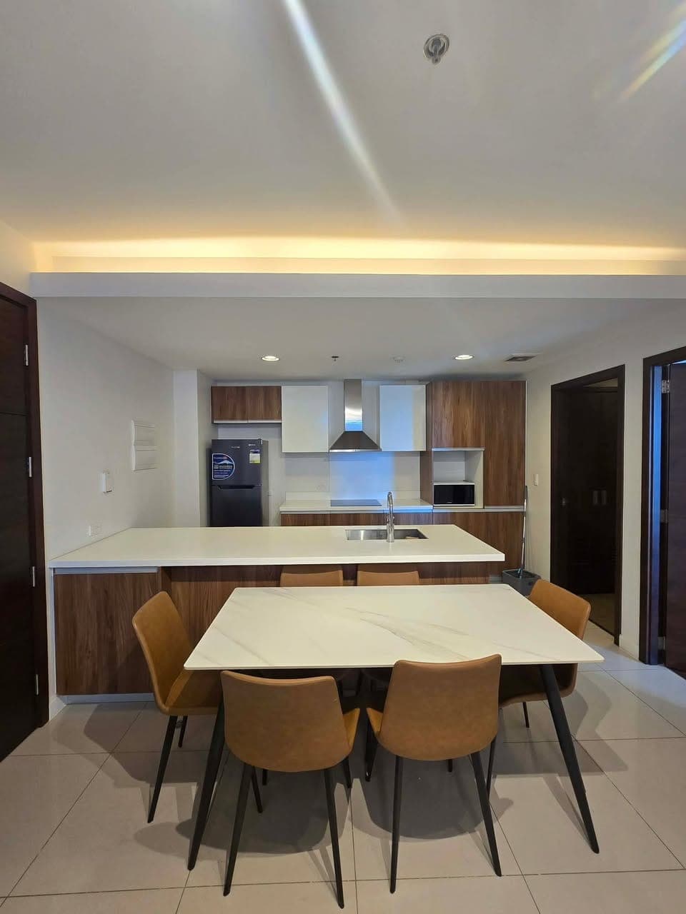 📣 1 Bedroom with Parking❗️ - photo 1