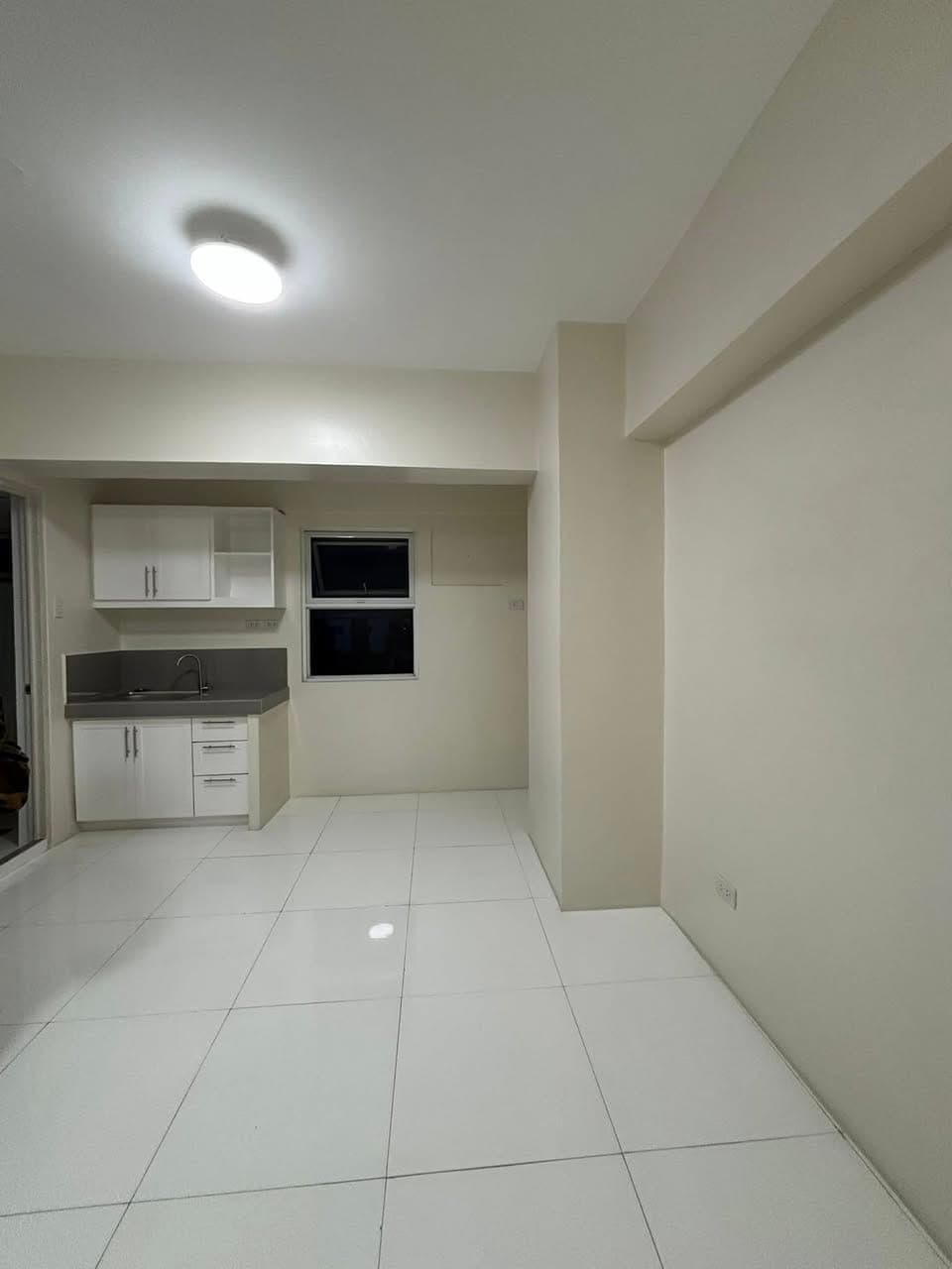 ❗ Bare Studio Unit for Rent❗ - photo 3