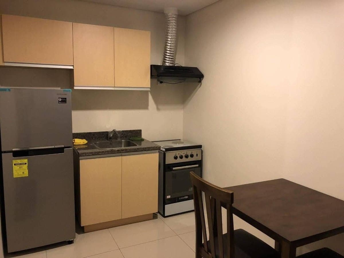 𝐅𝐎𝐑 𝐑𝐄𝐍𝐓 One Bedroom with Balcony Condo in PARK WEST BGC - photo 4
