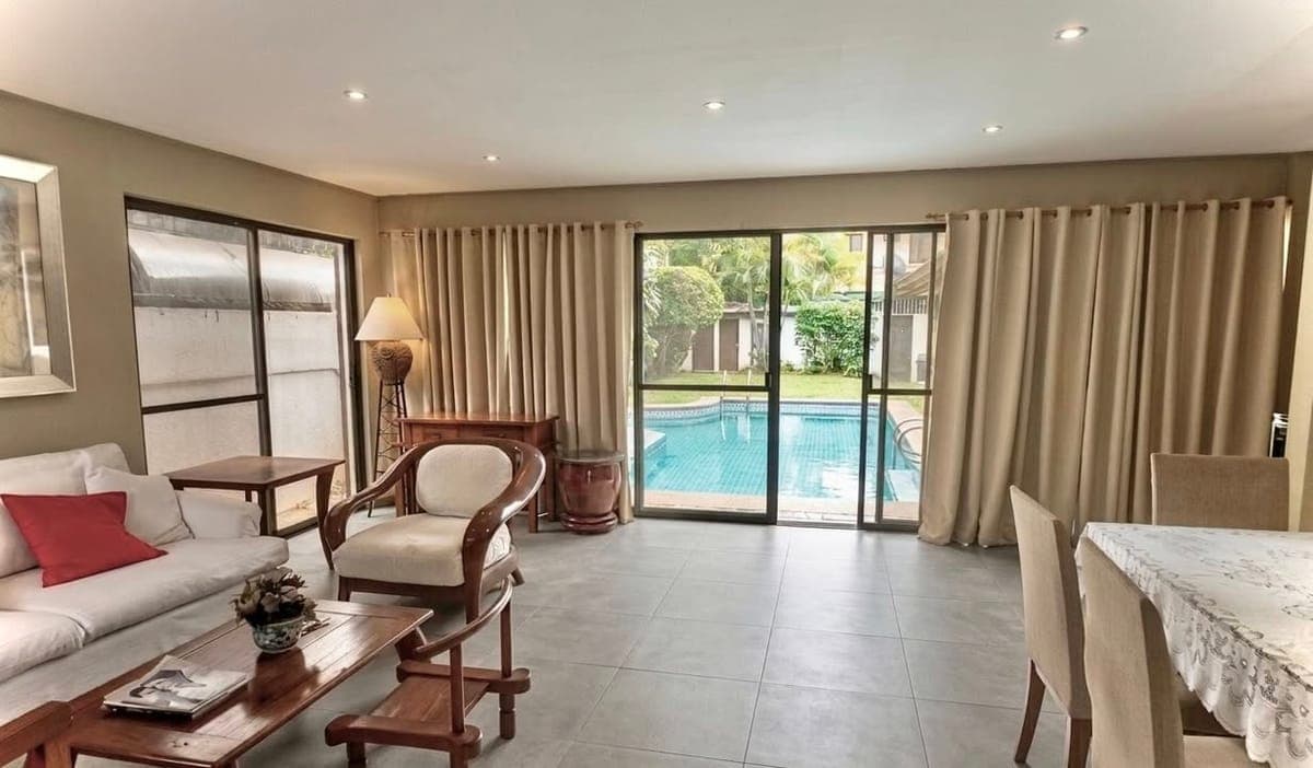 (For Lease/Sale) 5 Bedroom House - photo 5