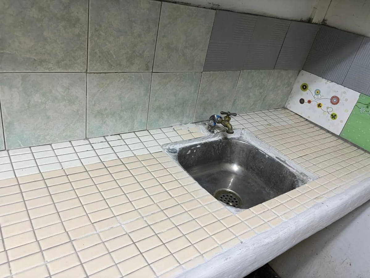 Room for Rent  (2 vacant rooms) - photo 3