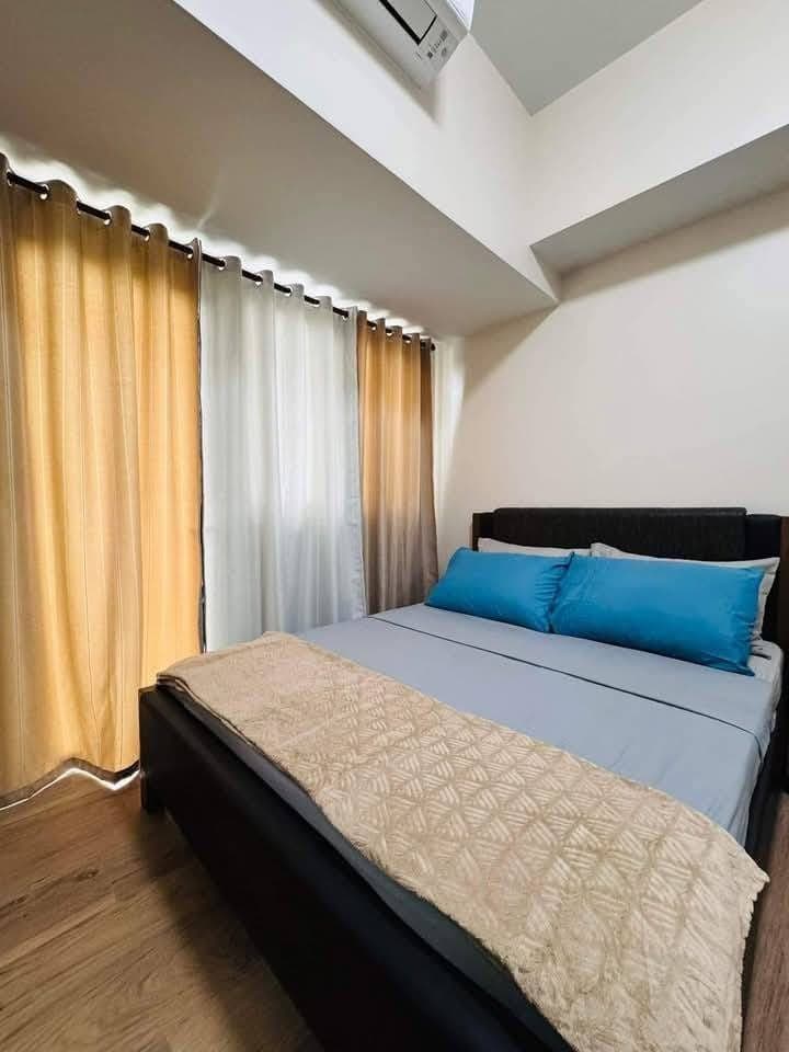 One Bedroom with balcony Condo For Rent in Park McKinley West BGC - photo 1