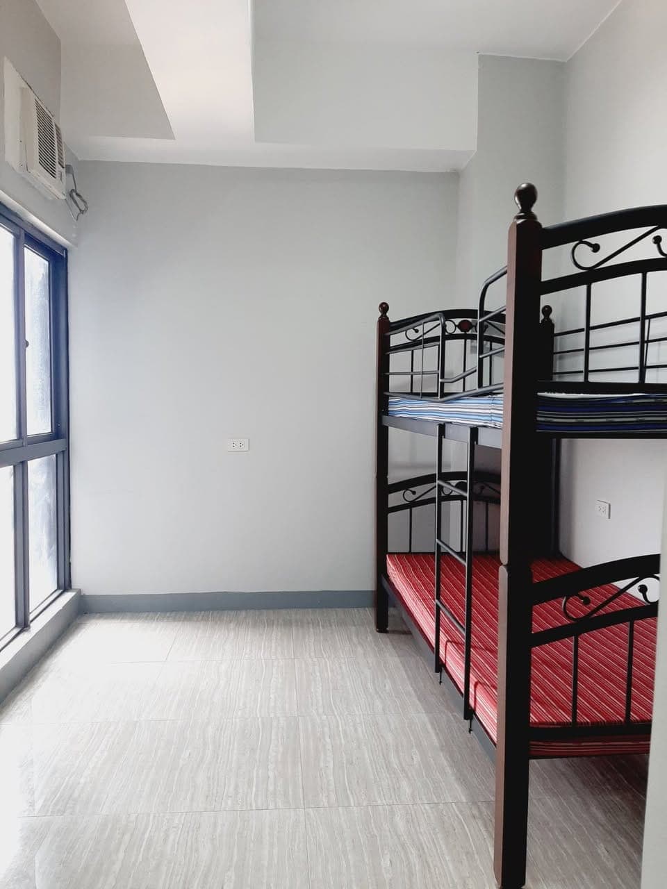 🏢 CONDO FOR RENT NEAR UST & FEU - photo 1