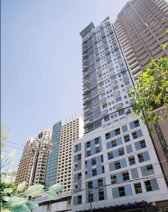 𝐅𝐎𝐑 𝐑𝐄𝐍𝐓 One Bedroom w/ Balcony Loft Type Unit in ETON PARKVIEW GREENBELT - photo 1