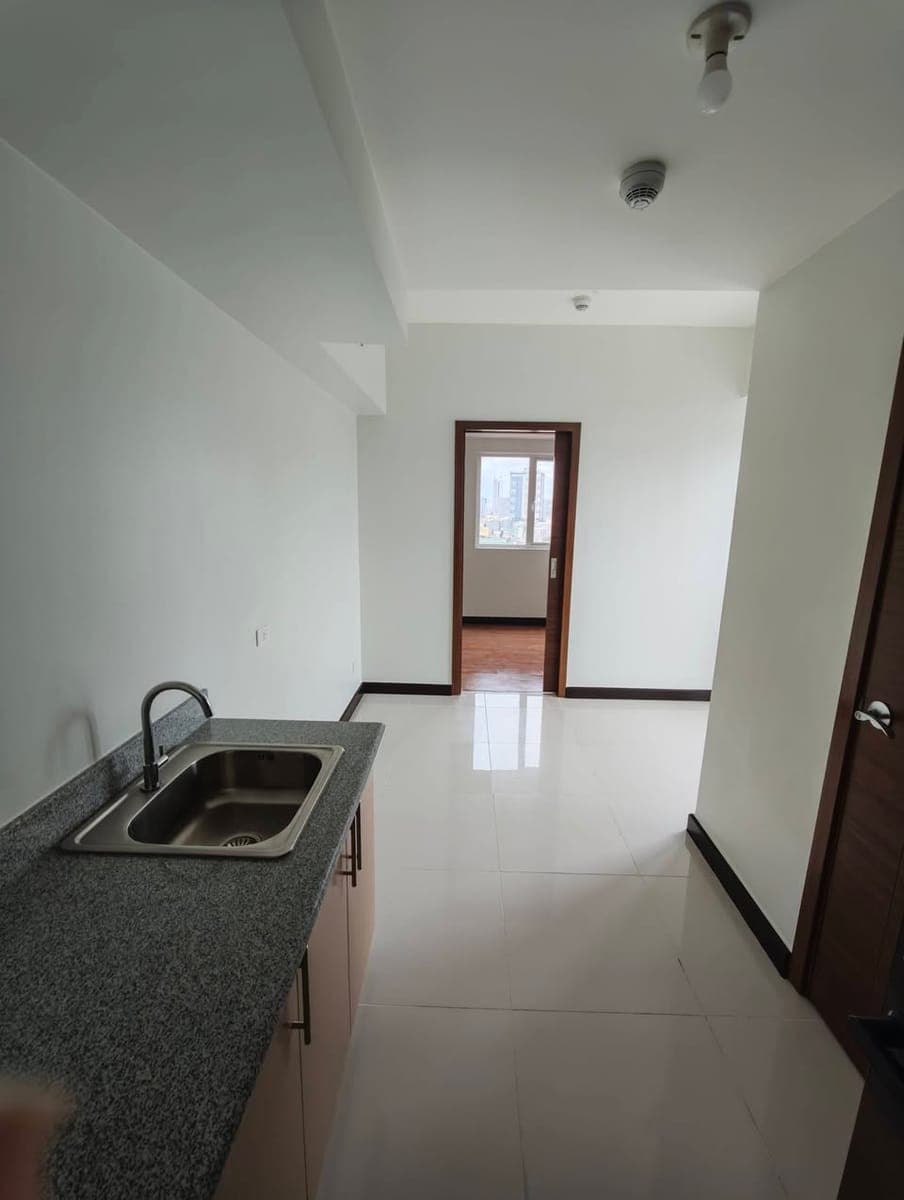 For rent condo in pasay - photo 4