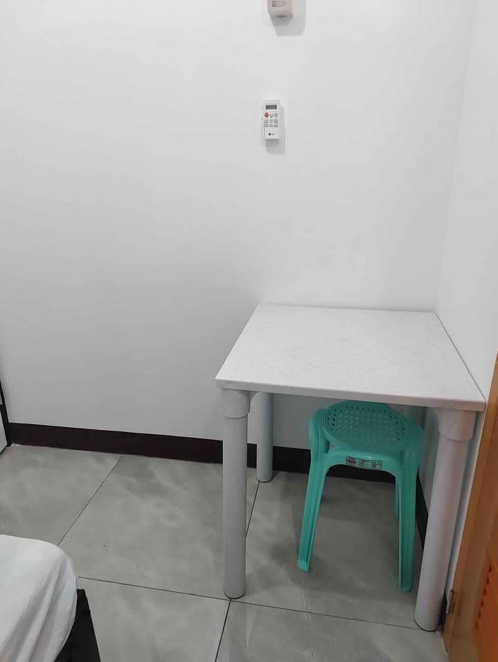 SOLO STUDIO ROOM FOR RENT - photo 2